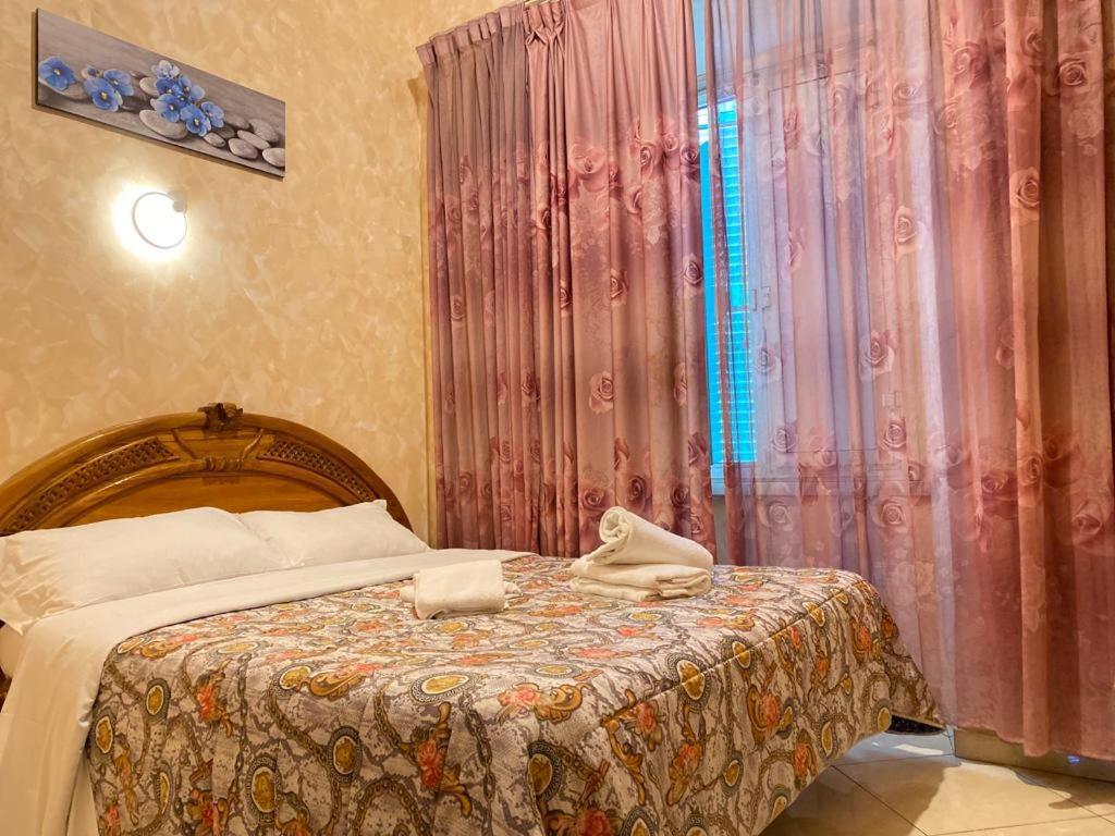 Rose Village Guest House Рим Екстер'єр фото